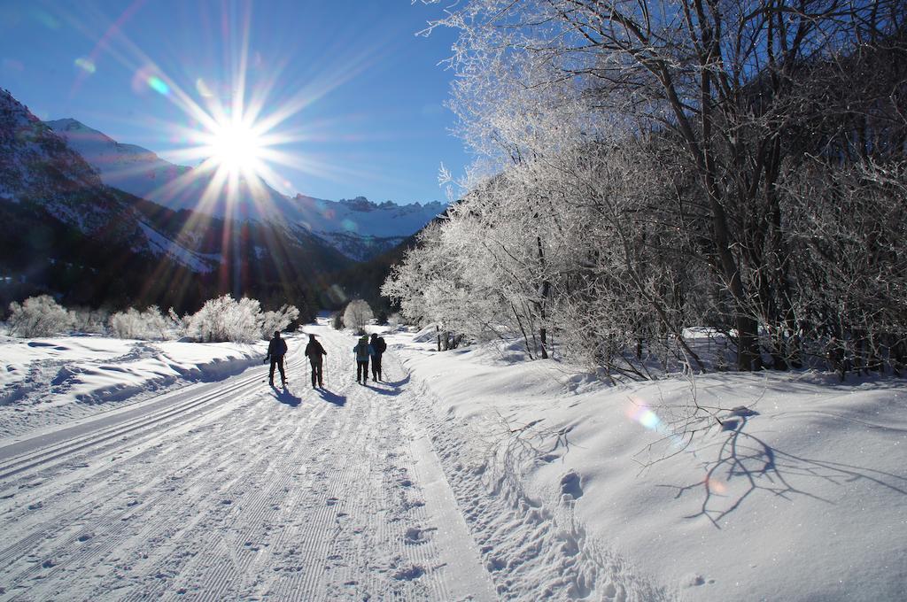 Le Relais Des Vaudois Hotel Freissinieres ภายนอก รูปภาพ
