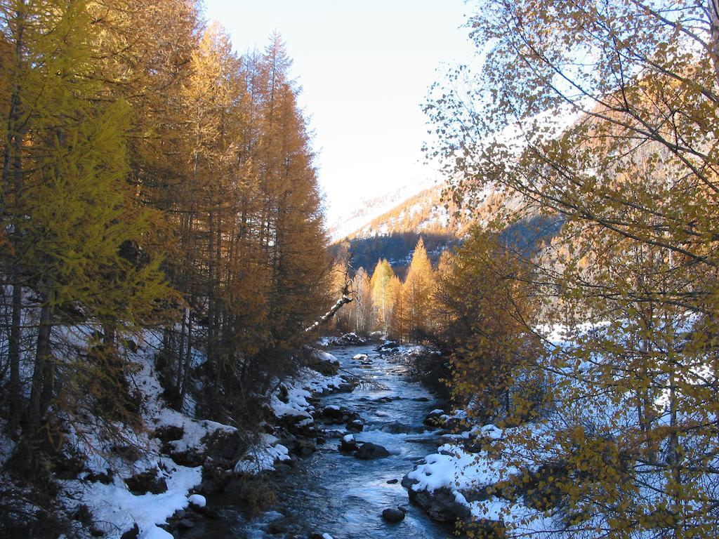 Le Relais Des Vaudois Hotel Freissinieres ภายนอก รูปภาพ