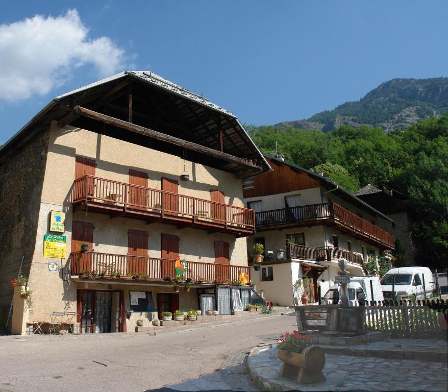 Le Relais Des Vaudois Hotel Freissinieres ภายนอก รูปภาพ